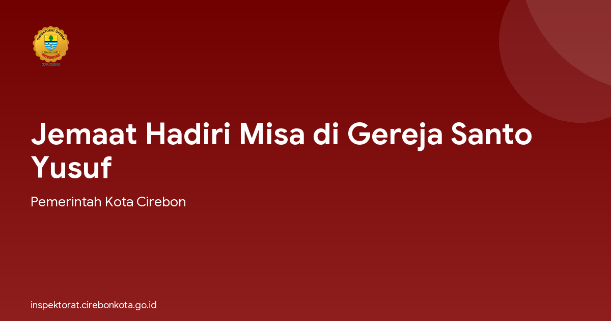 Jemaat Hadiri Misa di Gereja Santo Yusuf